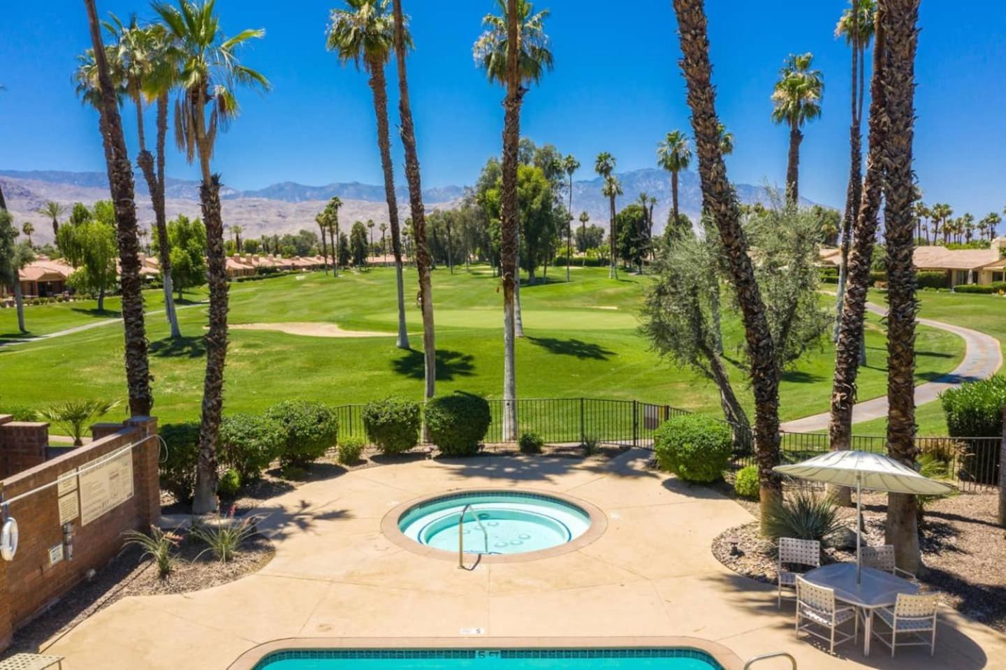 פאלם דזרט Private Country Club Condo On Awesome Golf Course! מראה חיצוני תמונה